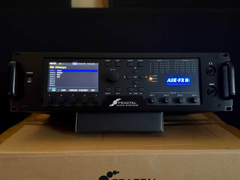 Fractal Audio Axe-FX III 2018 - 2020 - Black image 1