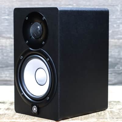 Yamaha HS5 Powered Studio Monitor 2-Way Bi-Amp 5" Studio Monitor (Single) w/Box image 2
