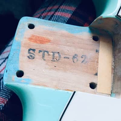Fender 1962 Stratocaster Reissue ST62 1990 - Sonic Blue MIJ Fujigen image 9