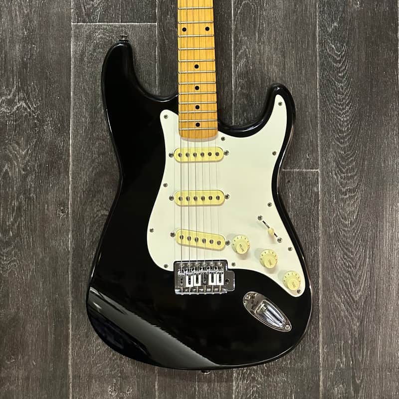 1992 Squier II Standard Stratocaster with Maple Fretboard (Mad…
