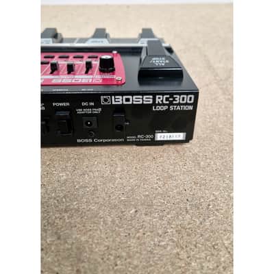 Boss RC-300 - Multi-Effects Pedals - Excellent w/ power supply image 9