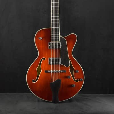 Eastman AR603CED-15 15" Archtop Seymour Duncan Pickups All Solid Wood Classic Truetone Gloss image 2