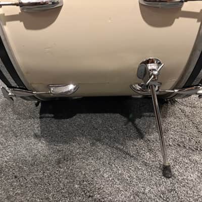 VINTAGE Slingerland 24x14 bass drum - White 5ply image 4