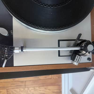 Thorens TD 145 1980 - Wood grain image 12
