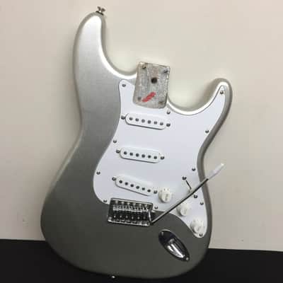 Unknown Loaded Strat Body 2020's - Silver image 2