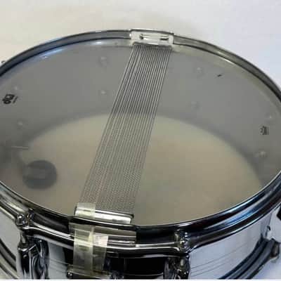 Slingerland No. 130 Gene Krupa Sound King 5x14" 8-Lug Chrome Over Brass Snare Drum with Zoomatic Strainer 1963 - 1977 - Chrome image 4