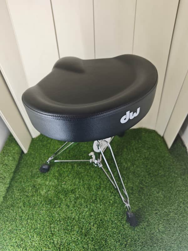 ⚡DW 5000 Series Tractor Style Top Drum Throne⚡ image 1