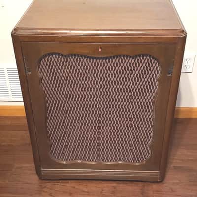 Vintage Wurlitzer Organ Cabinet Model 60 image 1