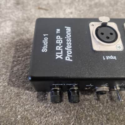 Studio 1 XLR-BP Professional - Audio Breakout Box - Black - Excellent image 9