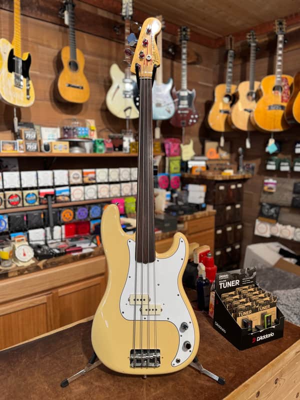 1982 Fender Fretless Precision Bass image 1
