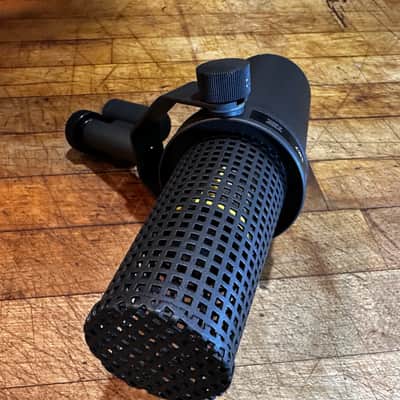 Shure SM7 Cardioid Dynamic Microphone - Amazing Vintage Condition! image 6