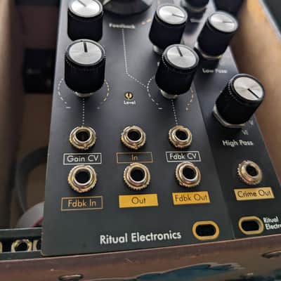 Ritual Electronics Miasma Distortion + Crime II Expander (LP, HP, All-Diodes Knobs) - Black image 2