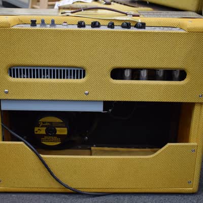 Fender '57 Custom Twin-Amp 40-Watt Electric Guitar Amplifier image 5
