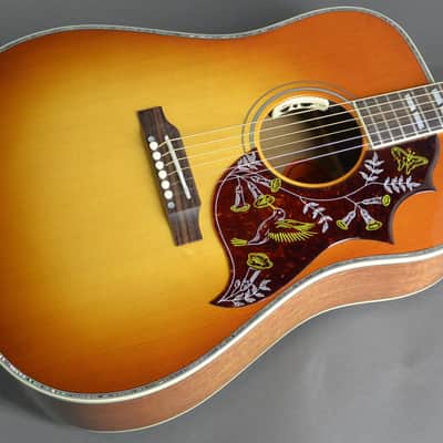 Gibson Hummingbird Elite Acoustic Electric Guitar Heritage Cherry Sunburst image 1
