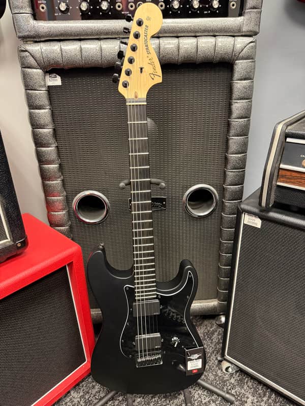Fender Jim Root Artist Series Signature Stratocaster 2010 - Present - Flat Black image 1