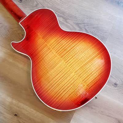 Gibson Les Paul Supreme 2008 - Cherryburst image 8
