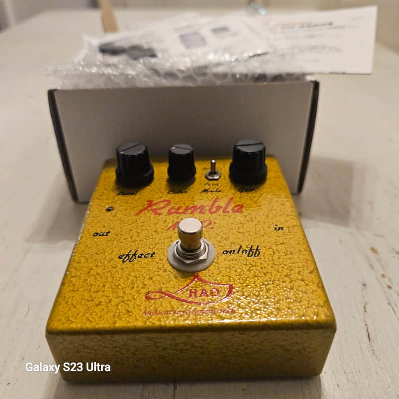 HAO NEW Rumble Mod Overdrive Distortion Boost image 1