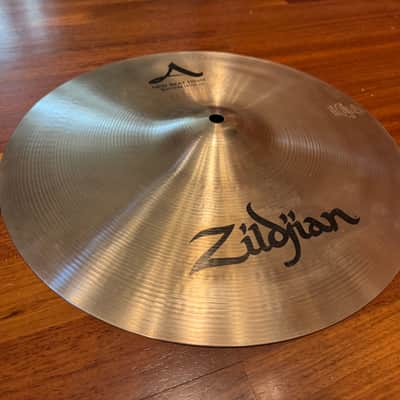 Zildjian 14" A Series New Beat Hi-Hat Cymbals (Pair) 2013 - Present - Traditional image 7