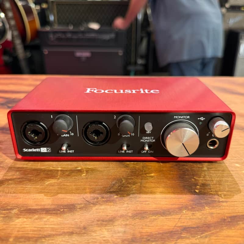 Focusrite Scarlett 2i2 USB 2.0 Audio Interface image 1
