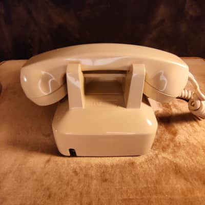 Lofi Vintage Telephone Microphone | Shayla image 5