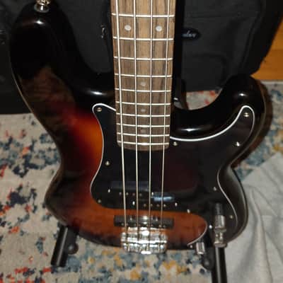 Squier FSR Affinity Precision Bass PJ with Laurel Fretboard 2021 - 3-Color Sunburst image 4