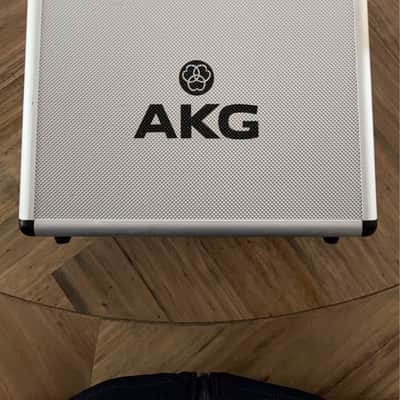 AKG C414 XLII Large Diaphragm Multipattern Condenser Microphone 2010s - Black image 6