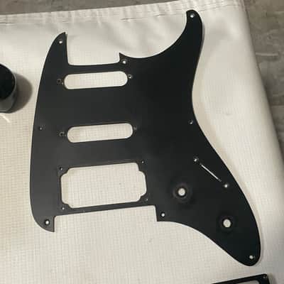 1985 Japan Ibanez Roadstar II RS440 Black Guitar Body Pro Rock'r Tremolo Ready image 3