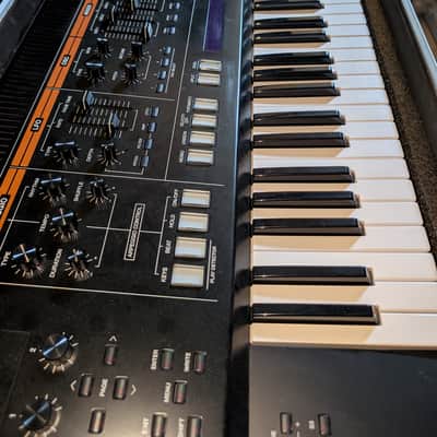 Roland Juno-X 61-Key Programmable Polyphonic Synthesizer 2022 - Present - Black image 3