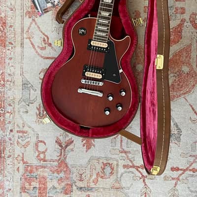 Like New! 2020 Gibson Les Paul Traditional Pro V Cherry W/ HP Switching + Original Case image 2