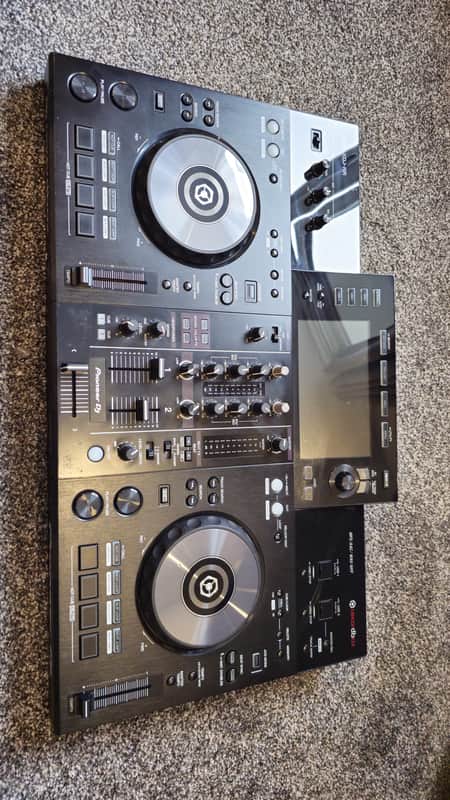 Pioneer XDJ-RR 2-Channel Rekordbox All-In-One DJ System 2018 - Present - Black image 1