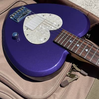💜 2000s Daisy Rock Heartbreaker – Prince vibe – Princess Purple image 1