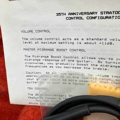 Fender Custom Shop Limited Edition 35th Anniversary Stratocaster 1990 - Sunburst image 19