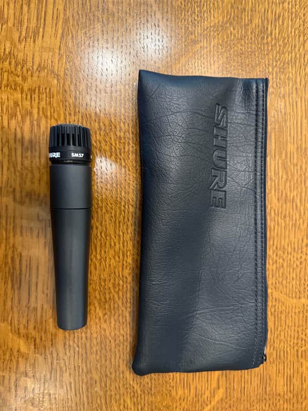 Shure SM57 Cardioid Dynamic Microphone w/Original Pouch - Excellent Condition