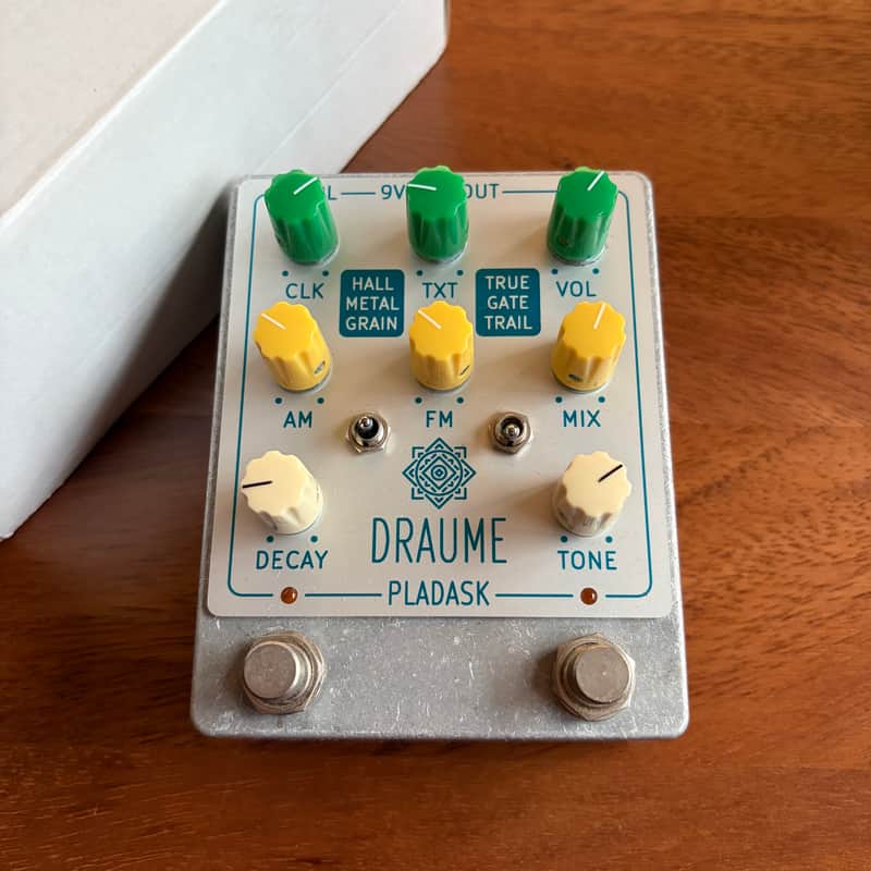 Pladask Elektrisk Draume V2