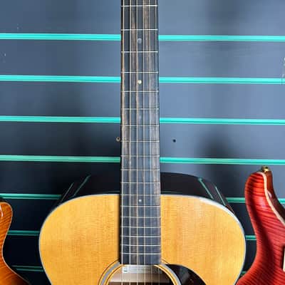 Martin Road Series 000E Retro Plus Gloss Natural 2024 Auditorium Electro image 6