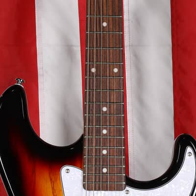 G&L Tribute Series Legacy - 3-Color Sunburst image 4