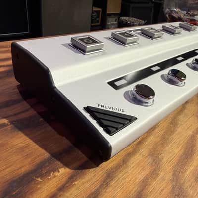 Apogee GiO USB Audio Interface 2010s - White image 3