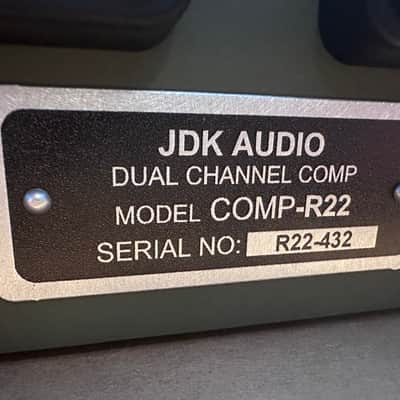 JDK Audio R22 Dual-Channel Compressor 2010s - Green image 4
