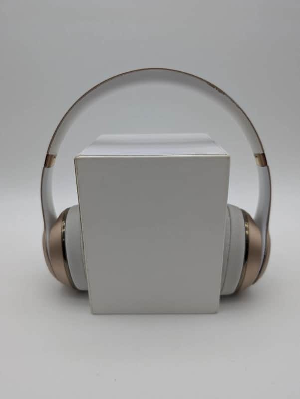 Beats by Dre A1796 image 1