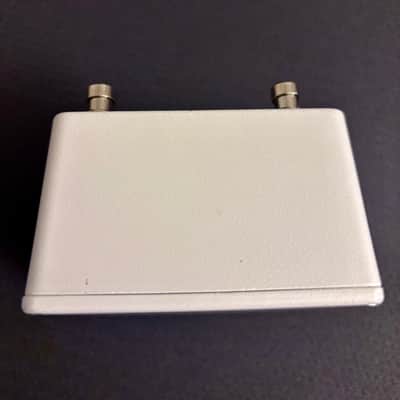 Lone Wolf Audio Left Hand Wrath Distortion Limited Edition White image 5