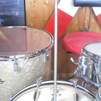 TROMSA Cymbal stand / mount for bass drum 50s-60s - Classic chrome image 1