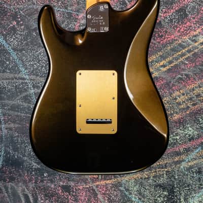 USED Fender American Ultra Stratocaster - Texas Tea image 8