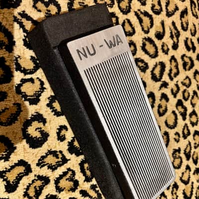 Vintage Rosac Electronics Nu-Wa Guitar Pedal image 2