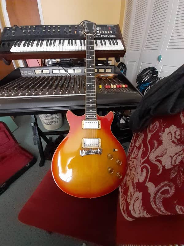 Greco MR1000 Mic Ralphs signature, nitro lacquer, fret edge binding, maxon PAFs, lawsuit MIJ 70s sun image 1