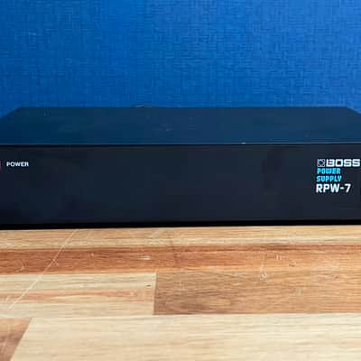 [Excellent] Boss RPW-7 Micro Rack Series Power Supply - Black