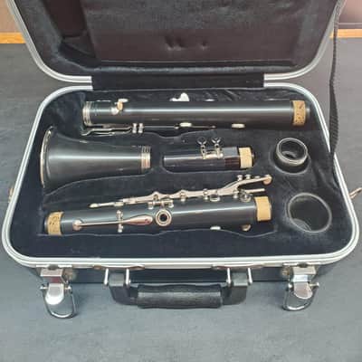 USED Buffet B12 Student Bb Clarinet image 2