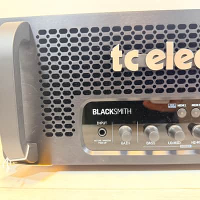 TC Electronic Blacksmith 1600-Watt Class-D Bass Amplifier Head Rackmount Bass Amp Made in Sweden 2010's image 4