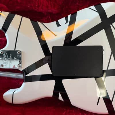 EVH Eddie Van Halen Black/White Striped Series Guitar Seymour Duncan 78 Pickup image 6