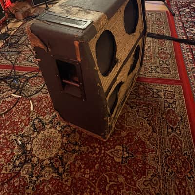 Marshall 1960AX 100-Watt 4x12" Angled Guitar Speaker Cabinet 1990 - Present - Black image 3