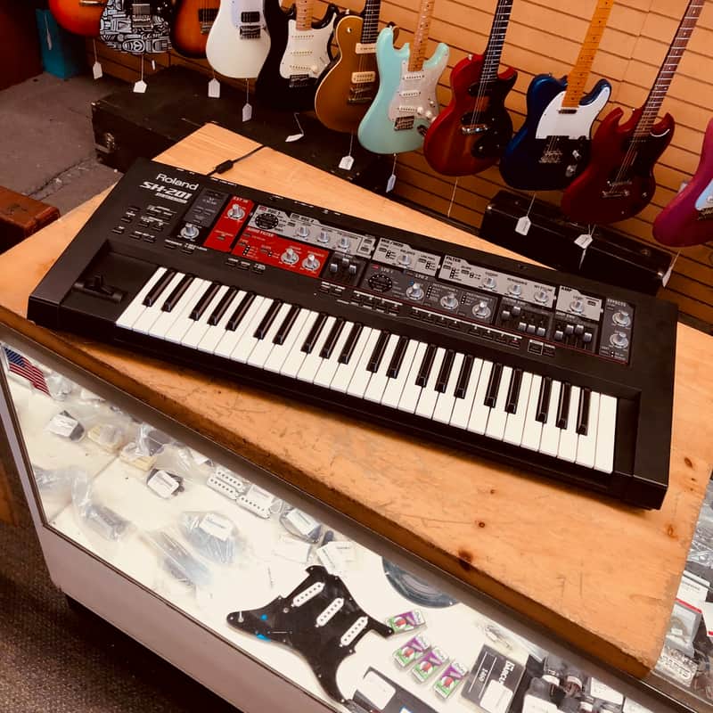 Roland SH-201 49-Key Digital Synthesizer image 1